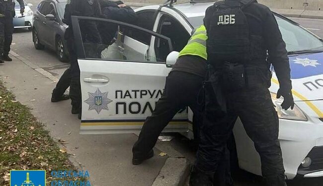 Справу про здирництво одеських патрульних скерували до суду