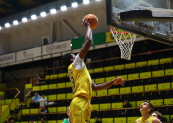 Старий Луцьк завершив регулярний чемпіонат перемогою над Запоріжжям: фотогалерея – Федерація баскетболу України