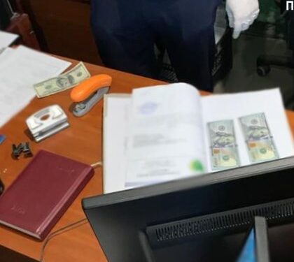 У Львові держслужбовець «Центру пробації» отримав два роки тюрми за хабар