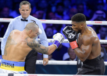 Усик признался, почему не отправил Джошуа в нокаут – Спорт ):Бокс