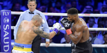 Усик признался, почему не отправил Джошуа в нокаут – Спорт ):Бокс