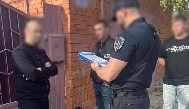 В Одесі скерували до суду справу експоліцейського щодо переправлення призовників до Молдови