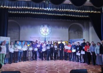 Вихованці Миколаївського ВПУ №21 вибороли «срібло» у категорії конкурсу «Infomatrix Ukraine 2024» » Миколаївський Оглядач