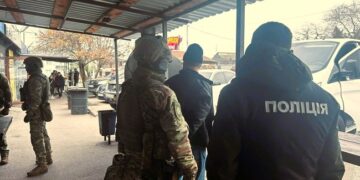 Вимагав 5 тисяч доларів вигаданого боргу: на Миколаївщині затримано злочинця