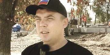 Забезпечував школи російськими підручниками “історії”: гауляйтеру Михайлівки на Херсонщині оголошено підозру