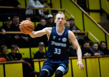 Закурдаєв кращий у Суперлізі Favbet за реалізацією трьохочкових, Агафонов найнебезпечніший під щитом, проти Байнума краще не фолити – Федерація баскетболу України