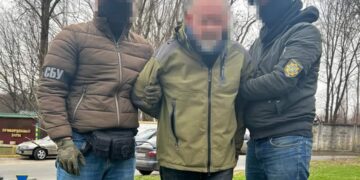 Затримали підозрюваних у роботі на ФСБ