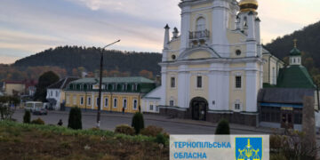 Збудував на території Миколаївського собору собі будинок – підозрюють кременчанина