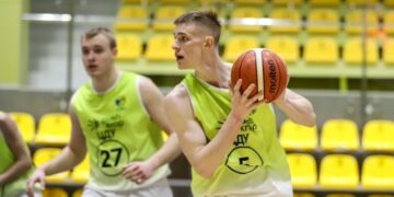 З баскетбольної Вищої ліги України зняли команду Push-ЦДУ | Баскетбол |