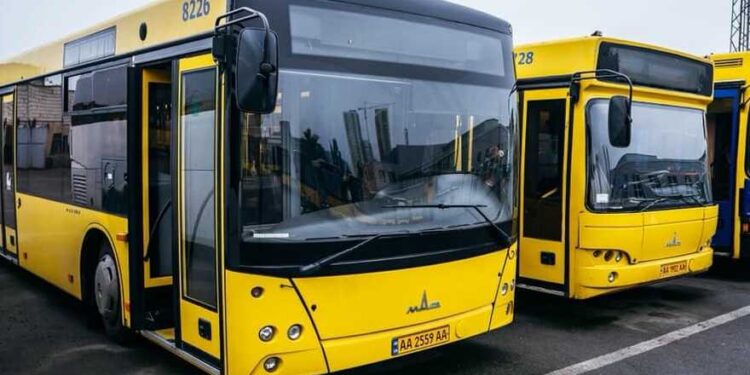 У Києві надовго змінять проїзд багатьох маршрутів транспорту: список | Новини Київ