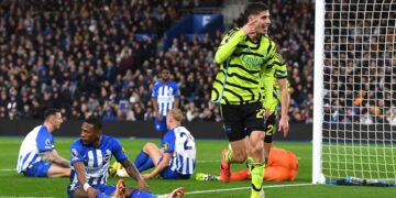 «Арсенал» на выезде разгромил «Брайтон» и вырвался в лидеры АПЛ