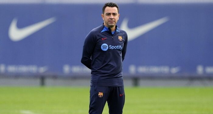 «Барселона» официально оставляет Хави на посту главного тренера