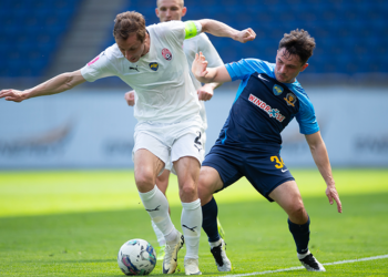 “Дніпро-1” та “Зоря” поділили очки у матчі з двома повітряними тривогами