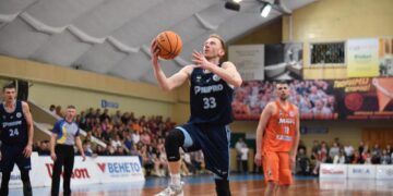 Дніпро здобув перемогу над Черкаськими Мавпами: хайлайти Суперліги Favbet 10 квітня – Федерація баскетболу України