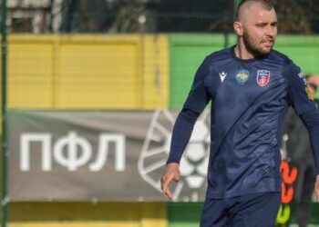 Друга ліга. Чайка – Звягель 2:2. Лідер втрачає надважливі очки