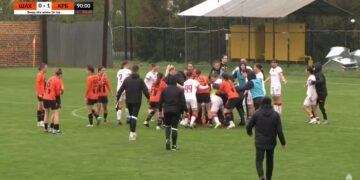 Футболистки из чемпионата Украины устроили массовую драку