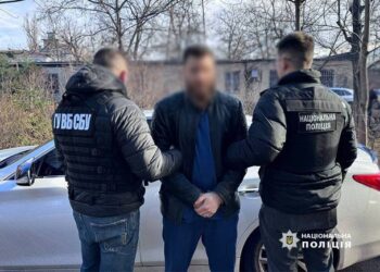 Голова ВЛК на Одещині у змові з лікарем продавали фальшиві довідки