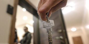 Грузинські злочинці забрали квартиру у молодої тернополянки