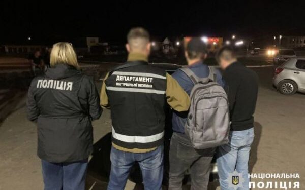 Хабар у 6 тисяч доларів за статус інваліда: на Черкащині правоохоронці затримали адвоката — Новини Черкащіни