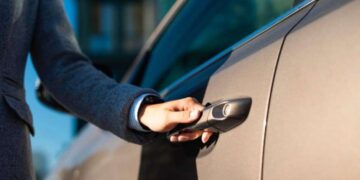 Як водіям Дніпра відчинити двері авто без ключів: способи |  |