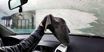 Як водіям позбутися запотівання вікон в автомобілі: інструкція |  |