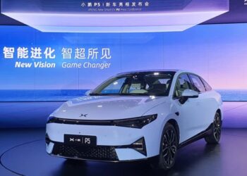 Китайські виробники електромобілів масово знижують ціни через високу конкуренцію – Экономика