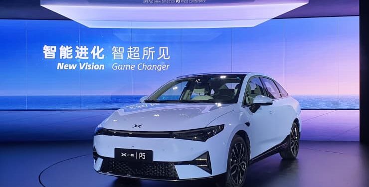 Китайські виробники електромобілів масово знижують ціни через високу конкуренцію – Экономика