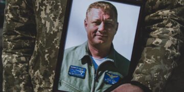 Льотчика з Полтавщини провели в останню путь – ПОЛТАВА СЬОГОДНІ