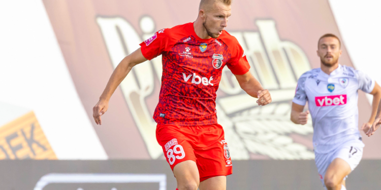 Микола Гайдучик: “У “Вереса” попереду шість фіналів”