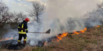 На Черкащині протягом доби ліквідували десяток пожеж (ФОТО)