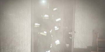 На Шепетівщині рятувальники приборкували пожежу житлового будинку —Хмельнитчина