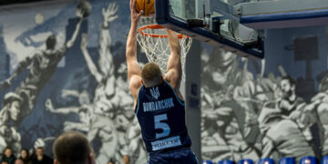 Найкращі моменти 1/4 фіналу Суперліги Favbet: топ-10 першого раунду плей-оф – Федерація баскетболу України