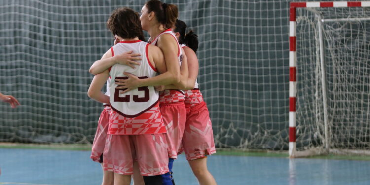 Полтава-Баскет-СумДПУ в драматичному матчі виграла бронзу жіночої Вищої ліги – Федерація баскетболу України