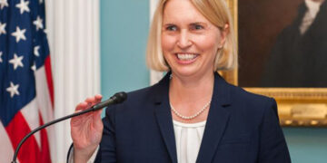 Послол США у Конгресі закликала негайно проголосувати за допомогу Україні – Экономика