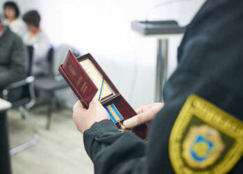 Родинам загиблих військових вручили посмертні нагороди