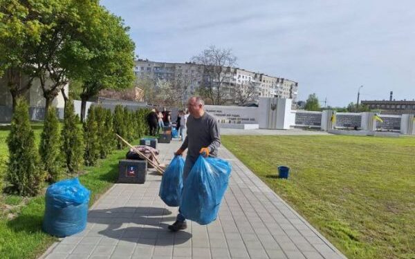У Черкасах триває місячник благоустрою — Новини Черкащіни