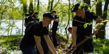 У Черкаській області зводять укріплювальні дамби