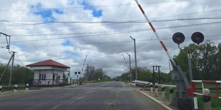 У Дніпропетровській області 27 та 28 квітня обмежать рух для авто: схема об’їзду | та області |