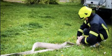 У ДСНС показали, як тренуються жінки-рятувальниці