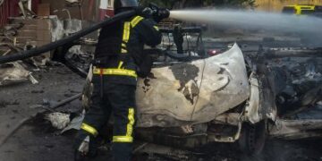 У Миколаєві під час гасіння пожежі постраждало 5 рятувальників 24.04.2024 » Миколаївський Оглядач