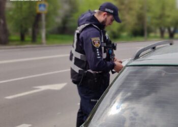 У Миколаєві таксист їздив по вулицях з гранатометом у багажнику