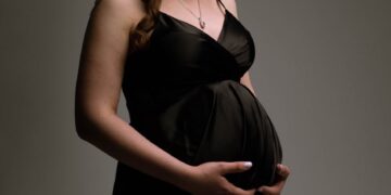 У «Пузатій мамі – 2024» стартували фотосесії вагітних