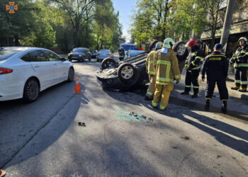 У Запоріжжі сталася ДТП за участю 3 автомобілів – деталі | Новости Запорожья