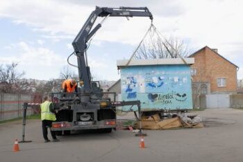 В Миколаєві триває демонтаж незаконних та занедбаних МАФів і рекламних конструкцій » Миколаївський Оглядач