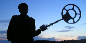 В Умані чоловік намагався контрабандою вивезти культурні цінності