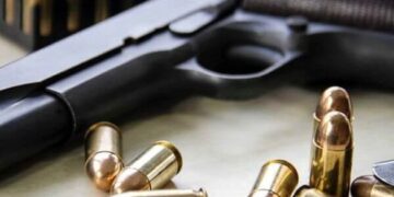 В Умані чоловік намагався незаконно продати зброю