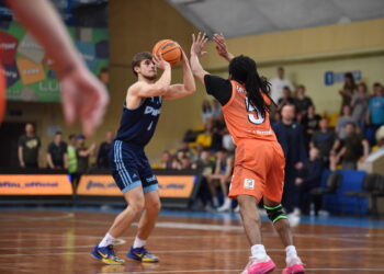 Важка перемога Дніпра в Черкасах: фотогалерея – Федерація баскетболу України