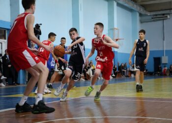 ВЮБЛ серед юнаків 2010 року: ЗОДЮСШ та Прометей вийшли до Фіналу чотирьох – Федерація баскетболу України