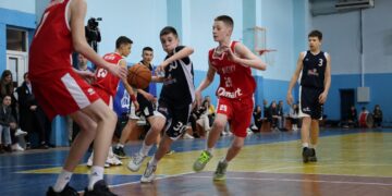 ВЮБЛ серед юнаків 2010 року: ЗОДЮСШ та Прометей вийшли до Фіналу чотирьох – Федерація баскетболу України