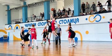 ВЮБЛ серед юнаків 2011 року: у Черкасах визначилась пара учасників Фіналу чотирьох – Федерація баскетболу України